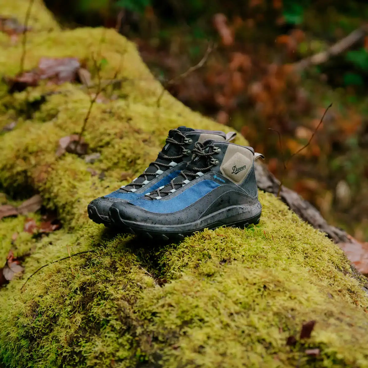 N45 Mid GTX Jet Black/Imperial Blue - Image 6