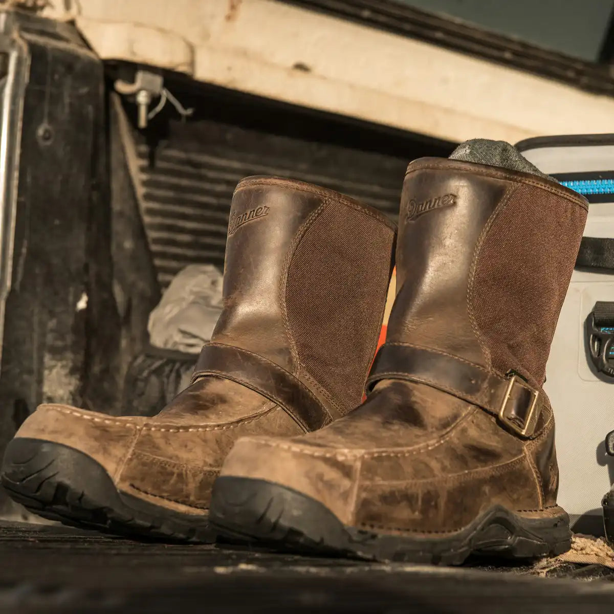 Sharptail Rear Zip 10 Dark Brown - Image 7
