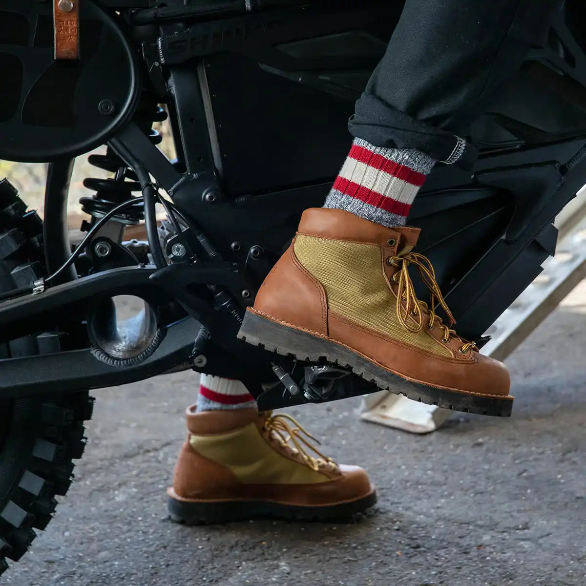 Danner Light Revival Khaki - Image 8