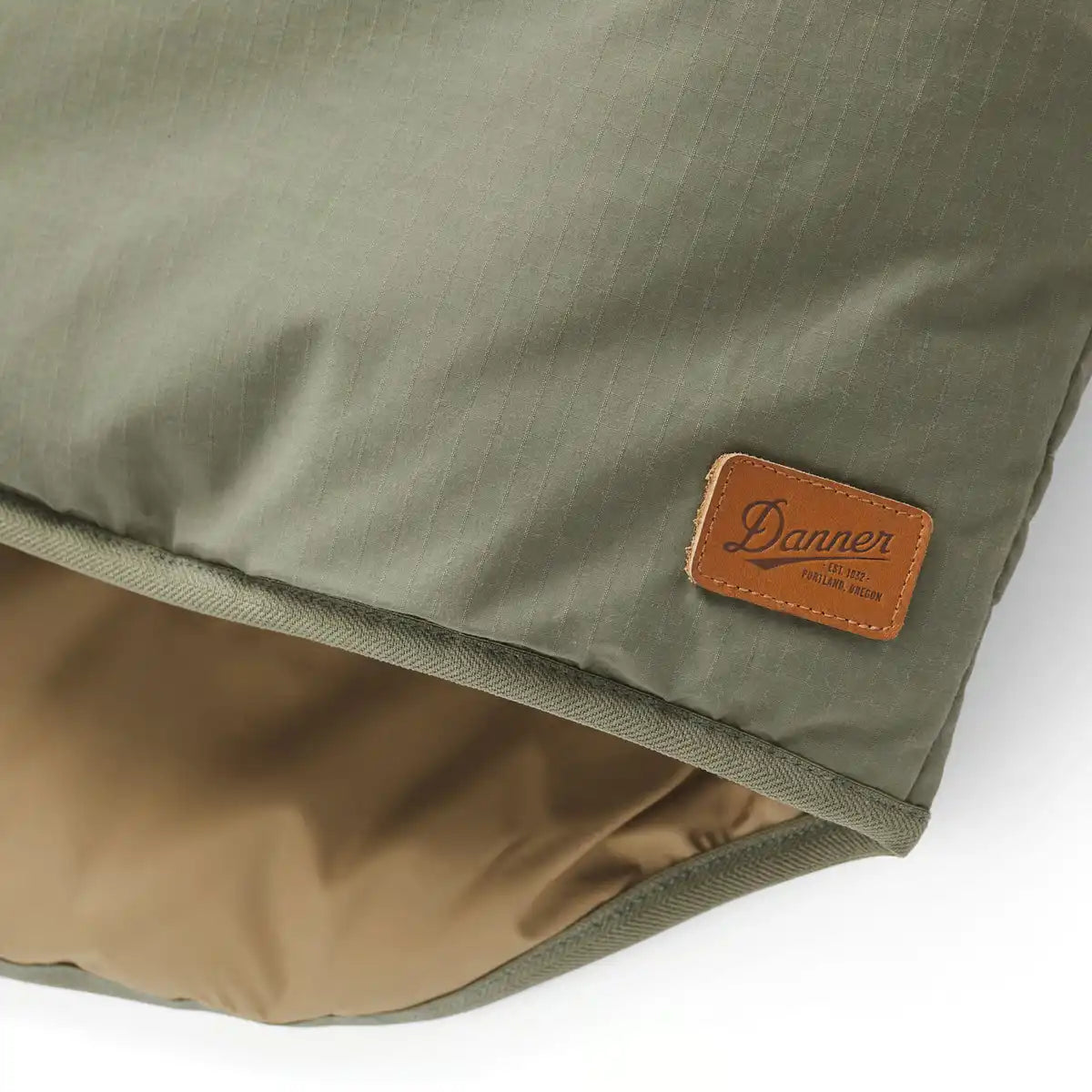 Zigzag Down Vest Dusty Olive - Image 9
