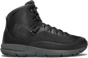 Traverser 600 Jet Black